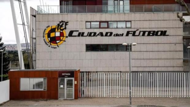 Inquietud en la Primera RFEF por la reunión convocada para el lunes en la Federación