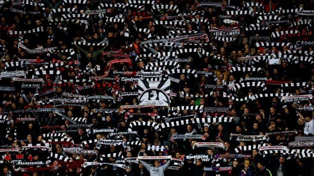 La afición del Eintracht solicita 35.000 entradas para el Camp Nou