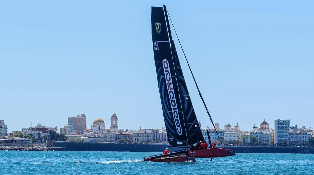 Sail GP llevó a cabo una sesión de entrenamiento en la Bahía de Cádiz.