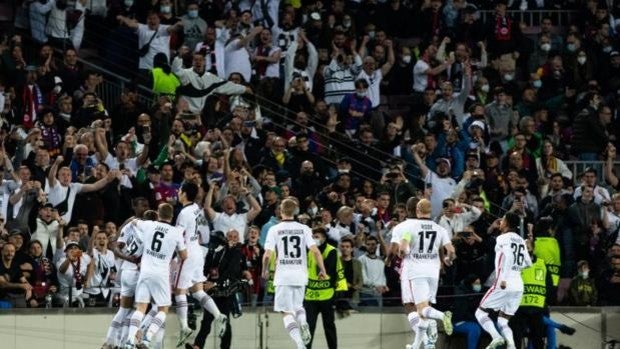 Aún colea la invasión alemana del Camp Nou