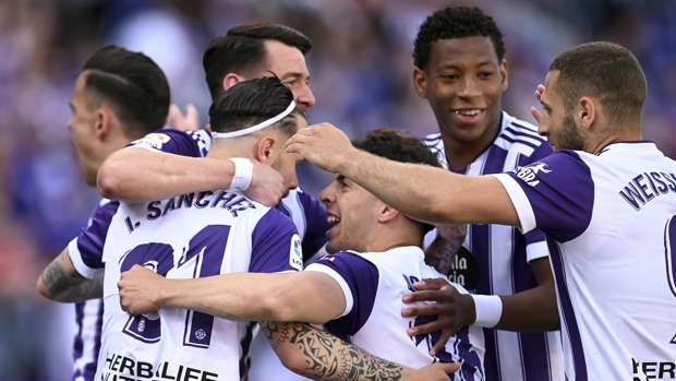 El Valladolid evita el ascenso directo del Almería