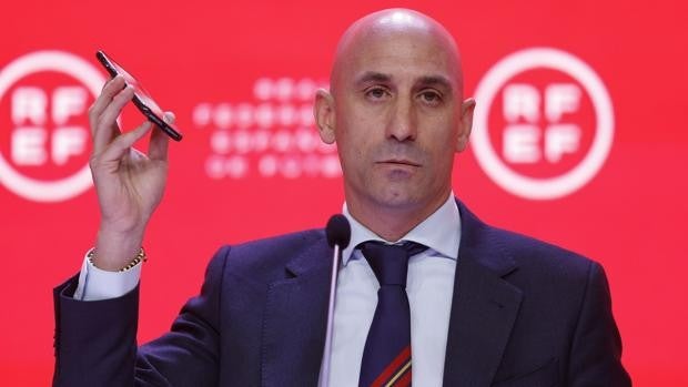 Rubiales habría pagado con dinero de la RFEF un viaje privado a New York