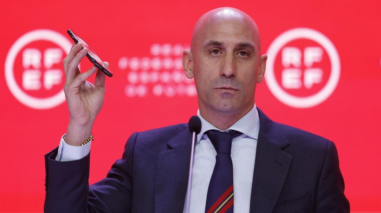 Rubiales habría pagado con dinero de la RFEF un viaje privado a New York