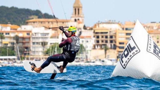 El brasileño Bruno Lobo arrasa en el primer dia de la Cutty Sark Spirit of Adventure en Palamós