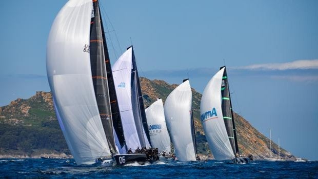 Phoenix porfía con la flota en Bayona