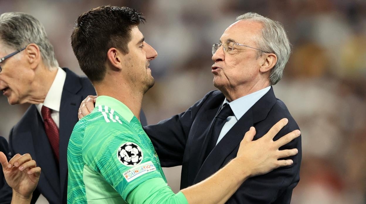 Florentino felicita a Courtois tars la conquista de la Champions