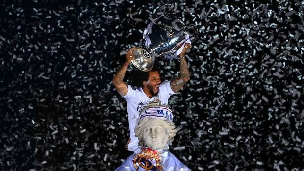 Real Madrid, celebración de la Champions: el equipo blanco recorre Madrid hasta Cibeles y el Bernabéu, en directo