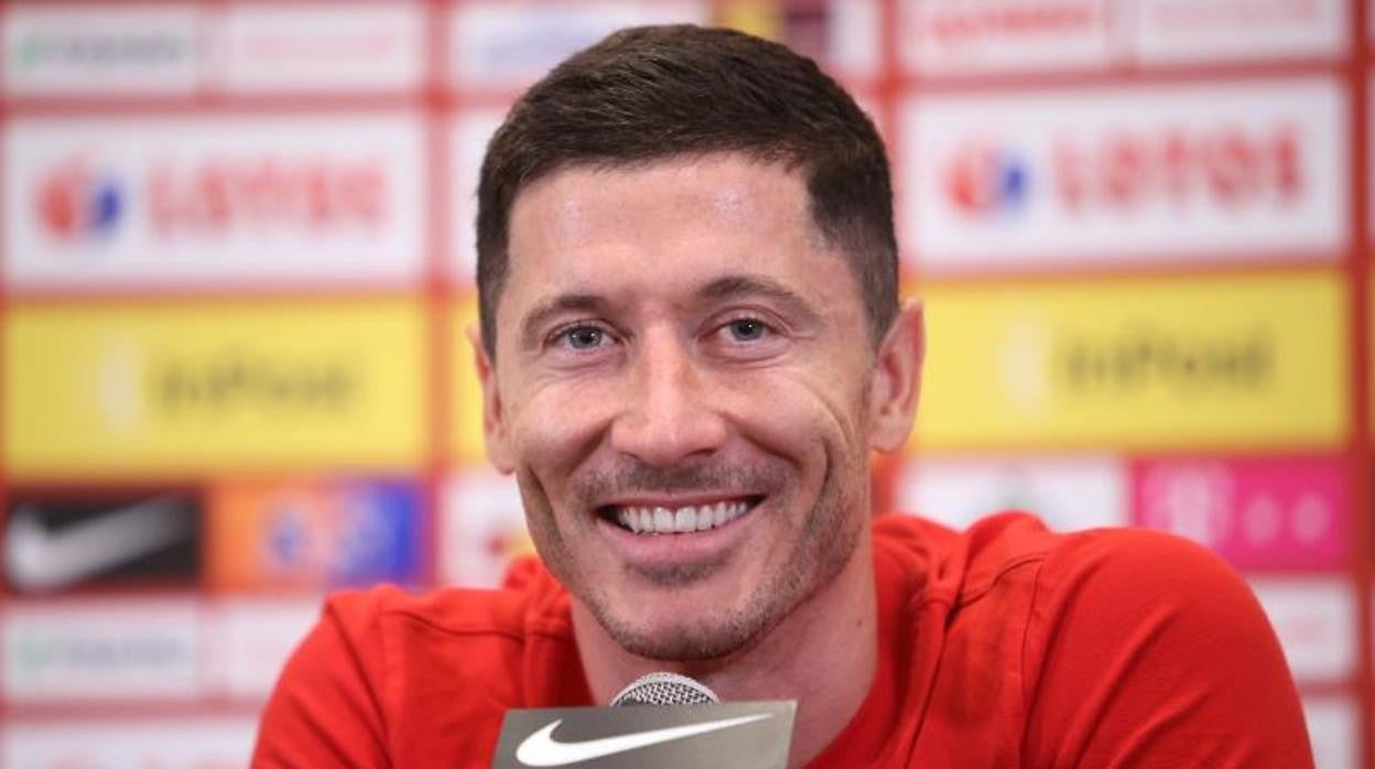 Lewandowski ofrece una rueda de prensa