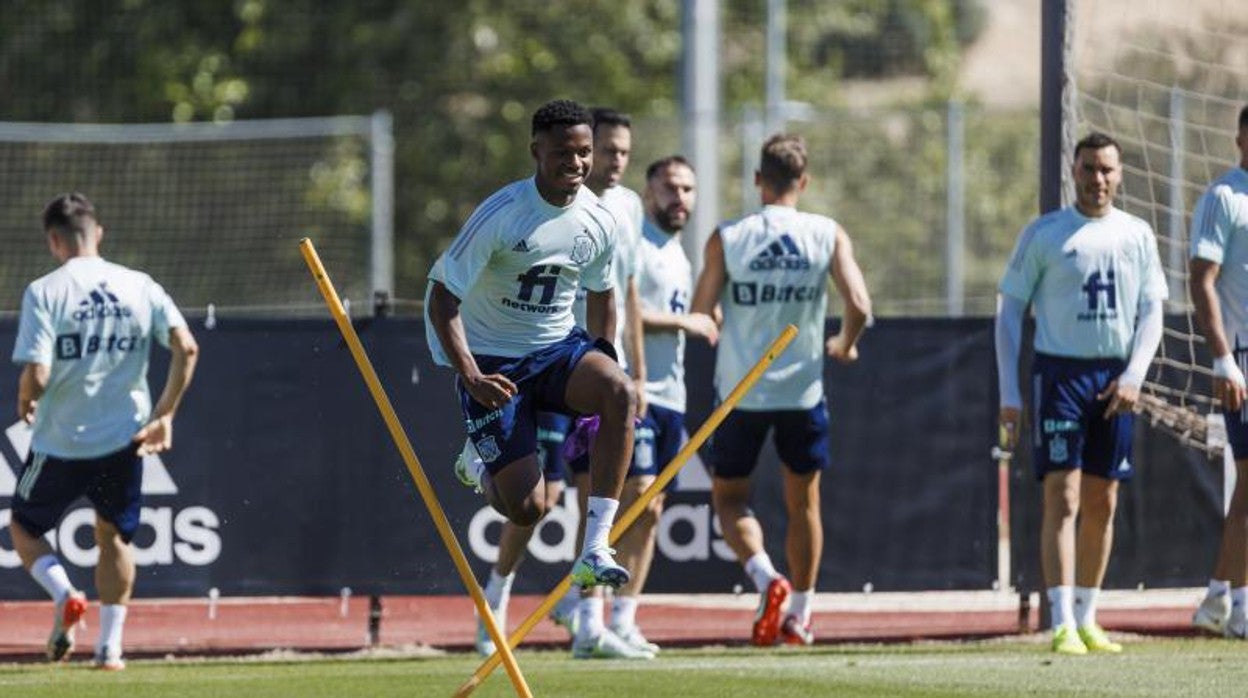 Ansu Fati, en un entrenamiento de la selección española