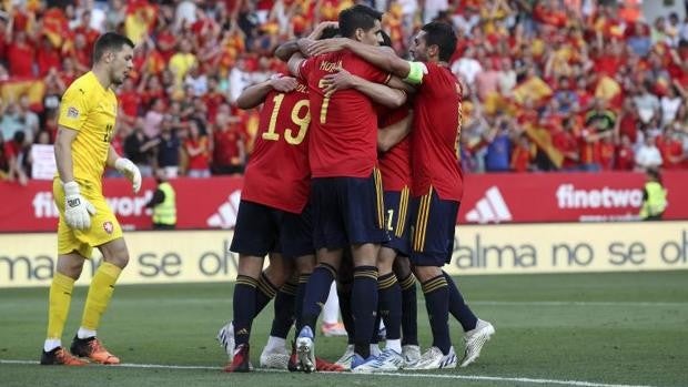 Unai pone líder a España