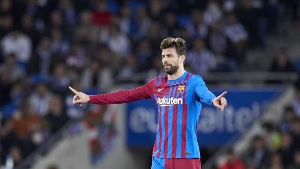 Lo que le faltaba a Piqué: Xavi tampoco le quiere