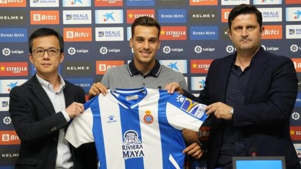 El Espanyol presenta a Brian Oliván