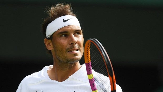 Nadal supera a Berankis y a la incomodidad y accede a la tercera ronda de Wimbledon