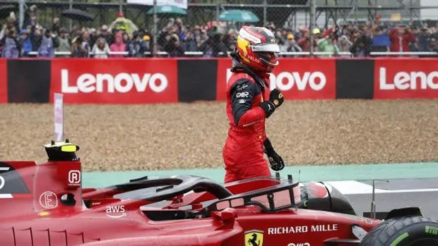 Carlos Sainz logra en Silvestone la primera pole de su vida
