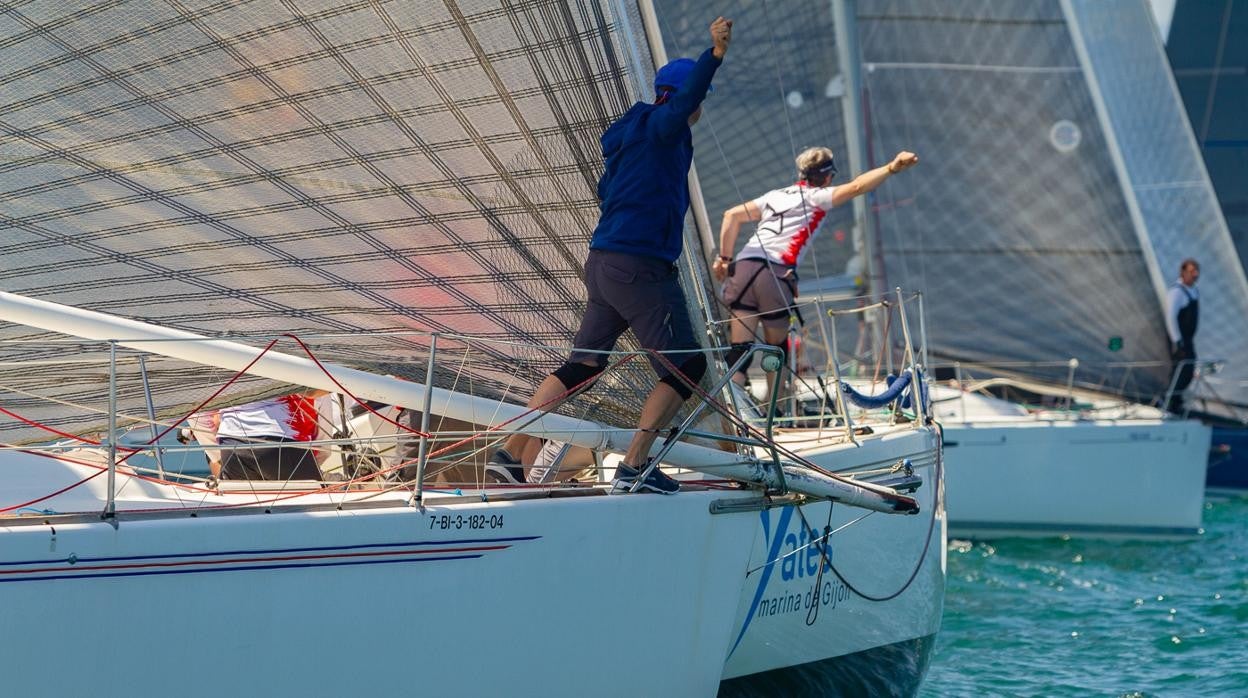 Gran participación con 30 barcos en la I Regata del Cantábrico Getxo-Gijón