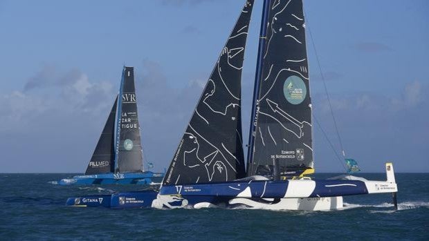 Primera noche de la Route du Rhum rumbo a Finisterre