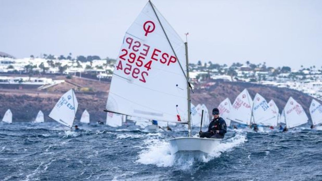 Arranca la Optimist Lanzarote Trophy 2022 del CD Código Cero