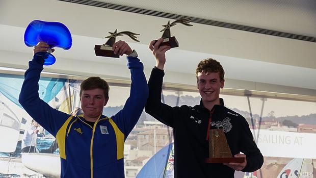 Soffia Naumenko (ILCA 6 F) y Hidde Schraffordt (ILCA 6 M) ganadores absolutos de la 46ª Christmas Race