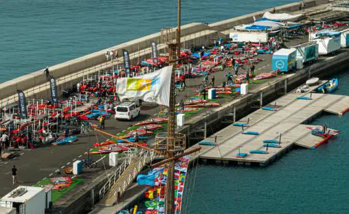 Todo listo en Marina Rubicón para los Lanzarote iQFOiL Games