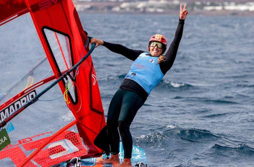 La española Pilar Lamadrid, flamante campeona de los Lanzarote iQFOil Games de Marina Rubicón