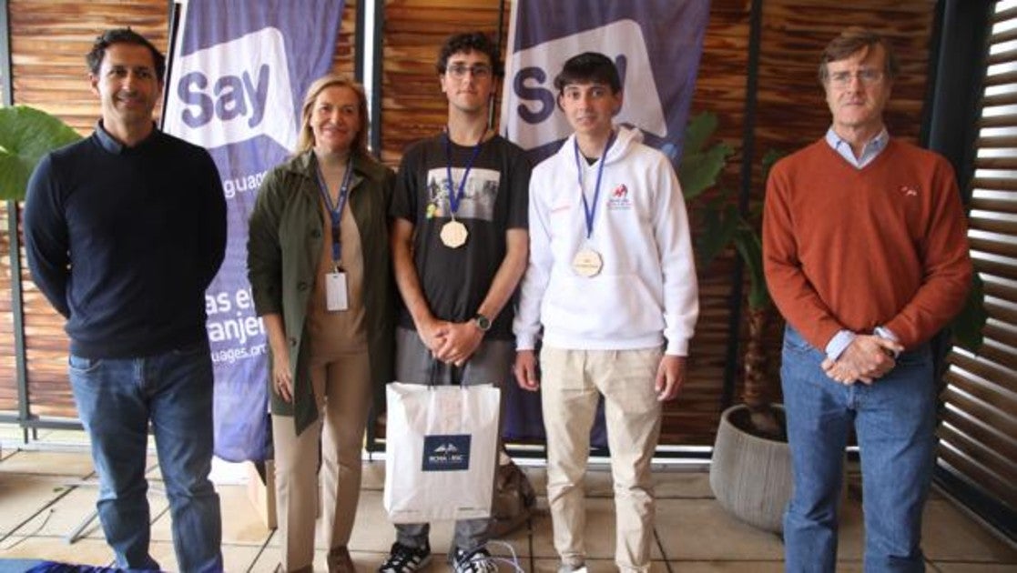 El Trofeo Guadalimar-Say Languages de vela ligera se decidió en el Abra con mucha lluvia