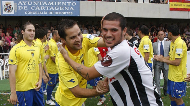 Fragoso: &quot;El Cádiz CF que subió en Irún era un grupo de amigos con humildad y mucho trabajo»