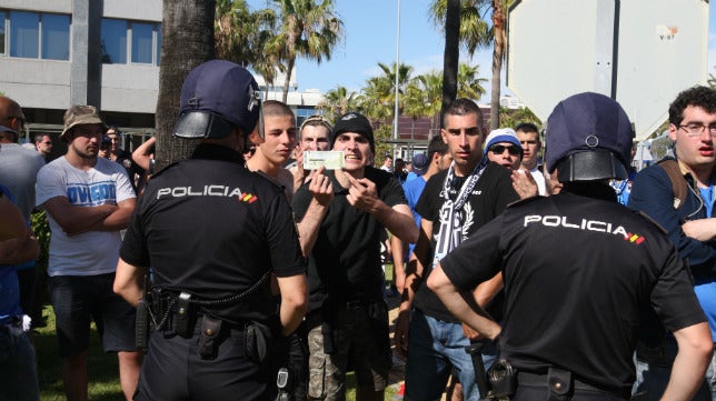 El presidente del Oviedo abandonó el palco en señal de protesta