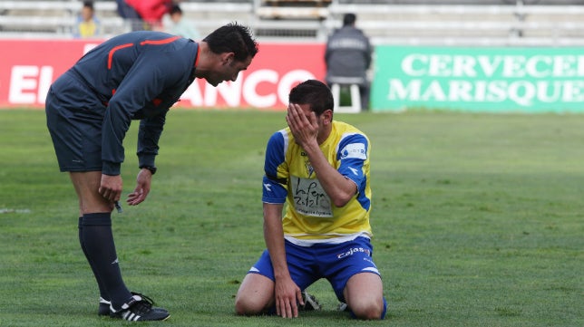 Sánchez Laso, un árbitro que trae suerte al Cádiz, dirigirá la vuelta en Carranza