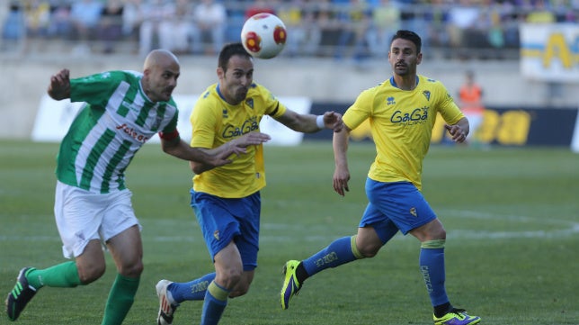 El Sanluqueño pide partido al Cádiz CF