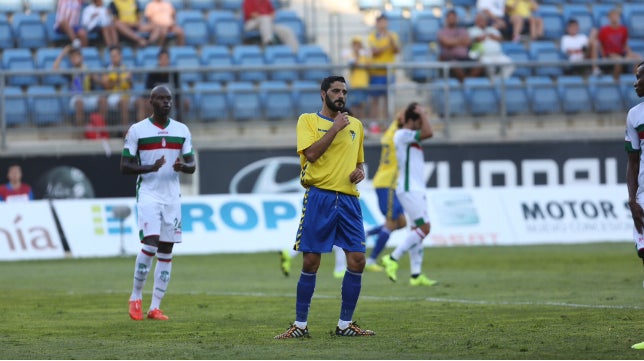 (VÍDEO) Güiza debutó en Carranza entre pitos y aplausos de la afición