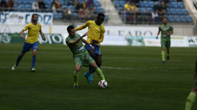 Y si quedaban dudas... el Cádiz CF dice adiós al sueño del liderato