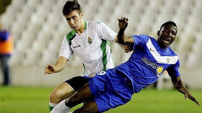 Jonathan Zongo llega a tiempo para el debut almeriense