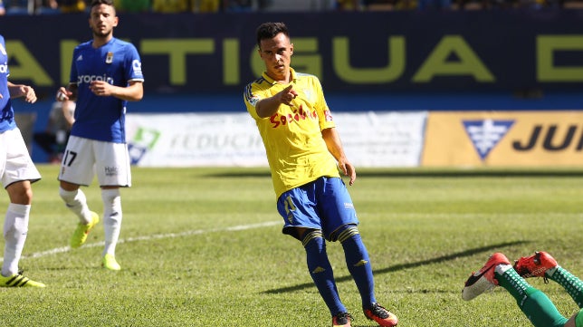 Álvaro García cumplirá su sanción ante el Valladolid, olvidando al TAD