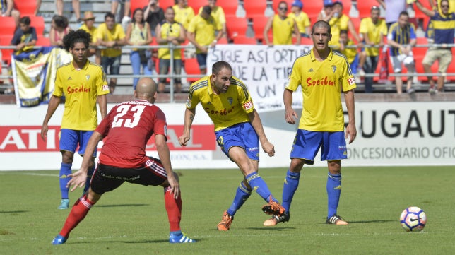 Juanjo se despide de sus compañeros tras desvincularse del Cádiz CF