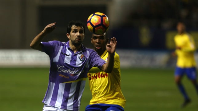 El Cádiz CF termina la primera vuelta con 33 puntos y en &#039;play off&#039; de ascenso