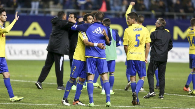 El Cádiz CF asalta la tercera posición