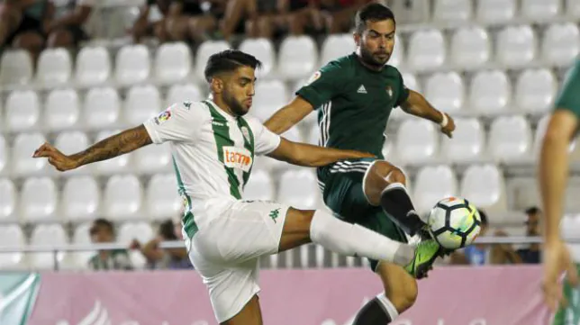 Jona: «El Cádiz CF tiene una delantera de lujo»
