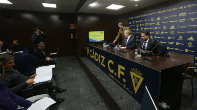 El Cádiz CF cierra un presupuesto de 13 millones y medio para esta temporada