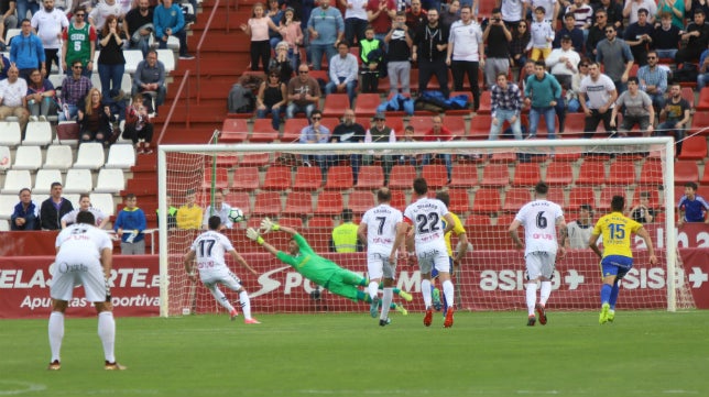 El Cádiz CF, sexto y con un punto de margen