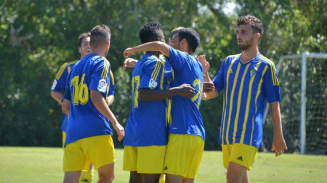 Peter lidera un nuevo triunfo veraniego del Cádiz CF B