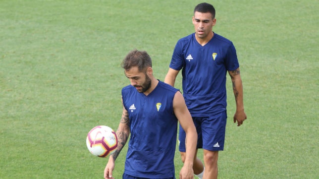 Dani Romera seguirá en el Cádiz CF