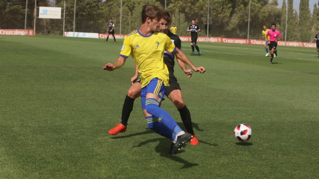 Cádiz CF B-Écija, jueves a las 16.00 horas en El Rosal