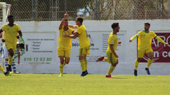 Arcos 0 Cádiz CF B 5 (Crónica) Exhibición de fortaleza