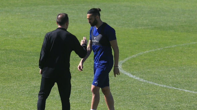 Sergio Sánchez, único ausente en el entrenamiento del Cádiz CF