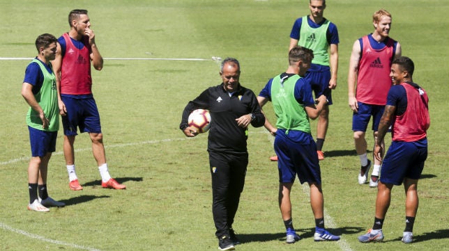 Correa y Sergio Sánchez no entrenan