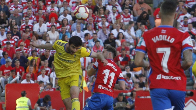 La pizarra del Granada-Cádiz CF