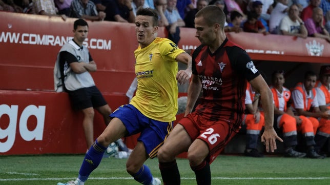 Los jugadores del Cádiz CF, uno a uno: Salvi pone la quinta marcha