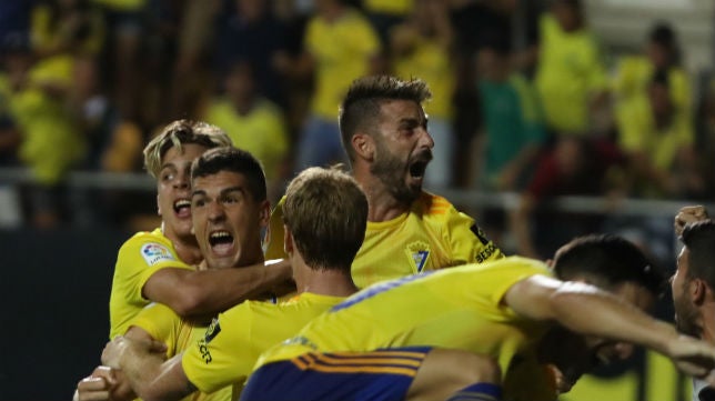 La pizarra del Cádiz CF 2-1 Extremadura