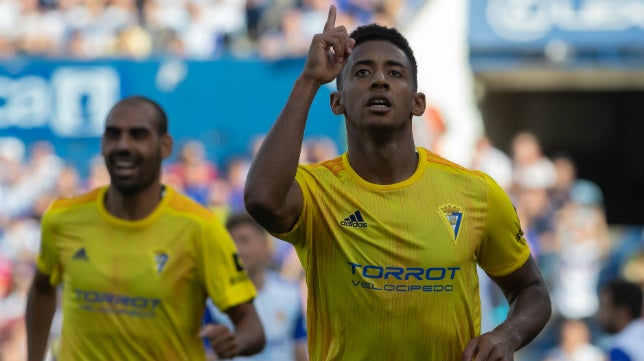 El Cádiz CF rentabiliza el despertar goleador del Choco