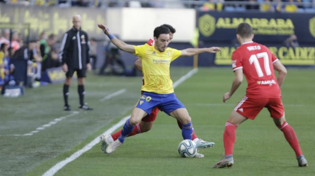 (VÍDEO) El líder Cádiz CF mantiene las distancias